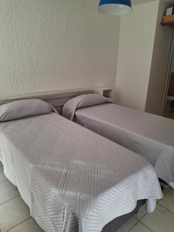 Moderno cómodo departamento cerca de todo seguridad 24 horas zona muy tranquila - 2