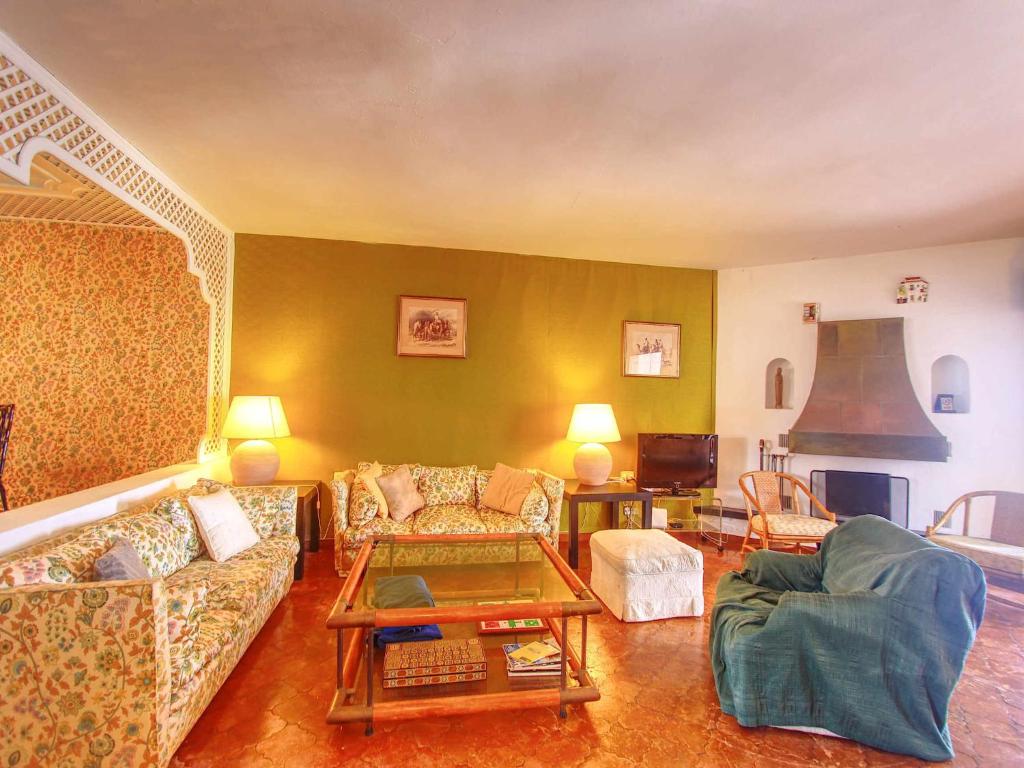 Puerto Banus Apartment for 8 - 1