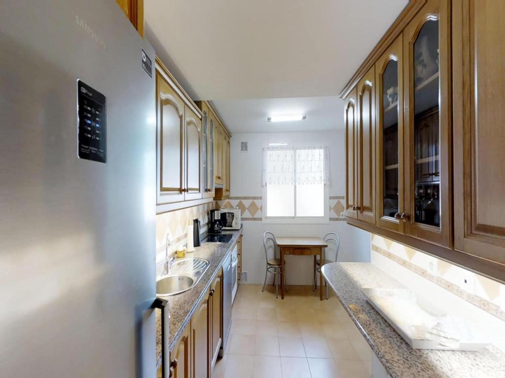 Cozy Elviria Beachside Apartment - 4
