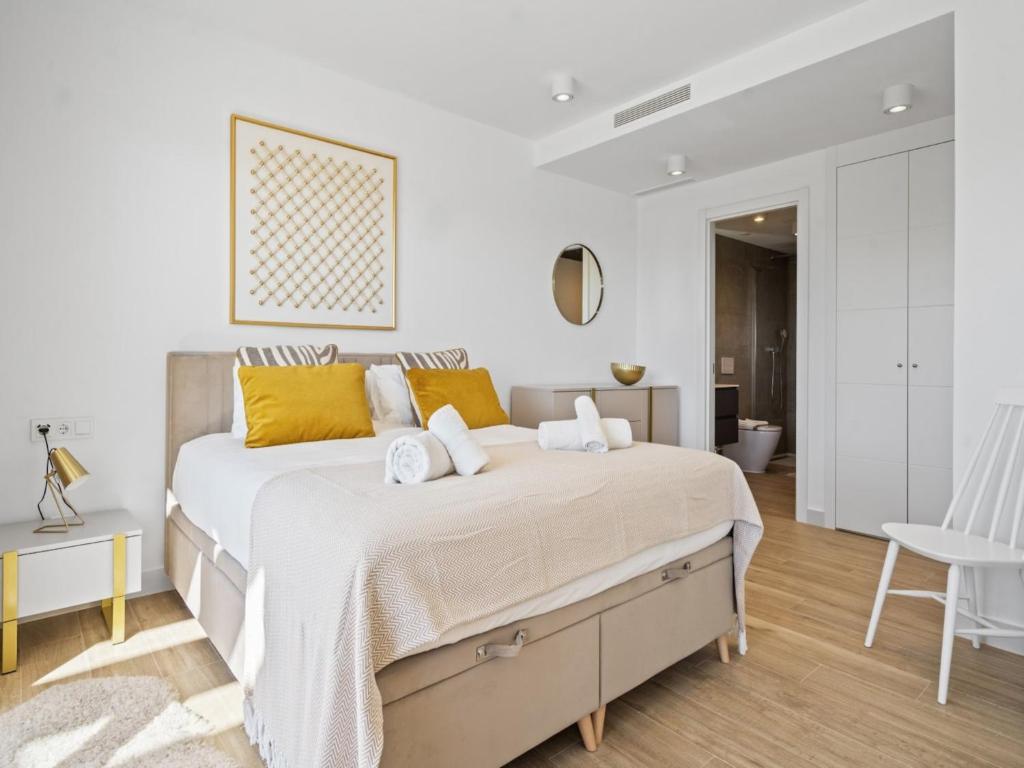 Chic Casares Penthouse with Solarium - 5
