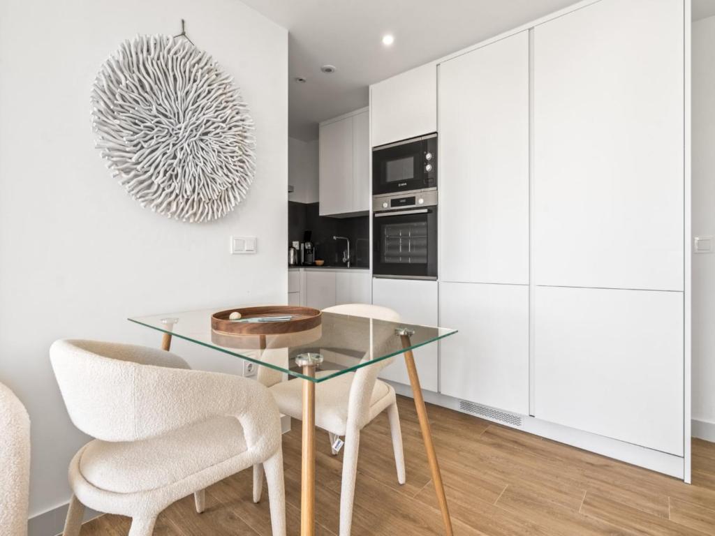 Estepona Garden Apartment for 3 - 3