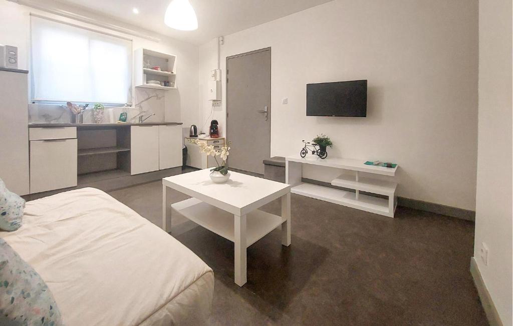 1 Bedroom Awesome Apartment In Berck - 3
