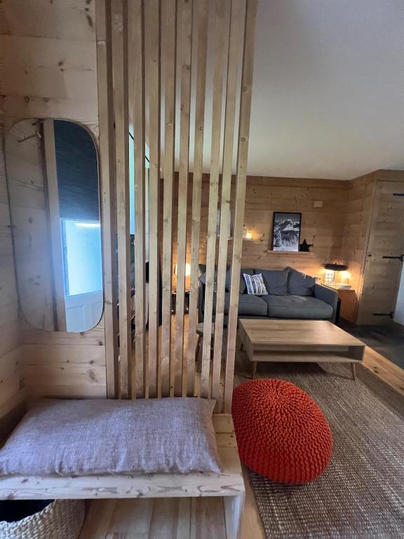 Refuge du Lyret Cozy Central Chamonix, Garden, Pkg - 2