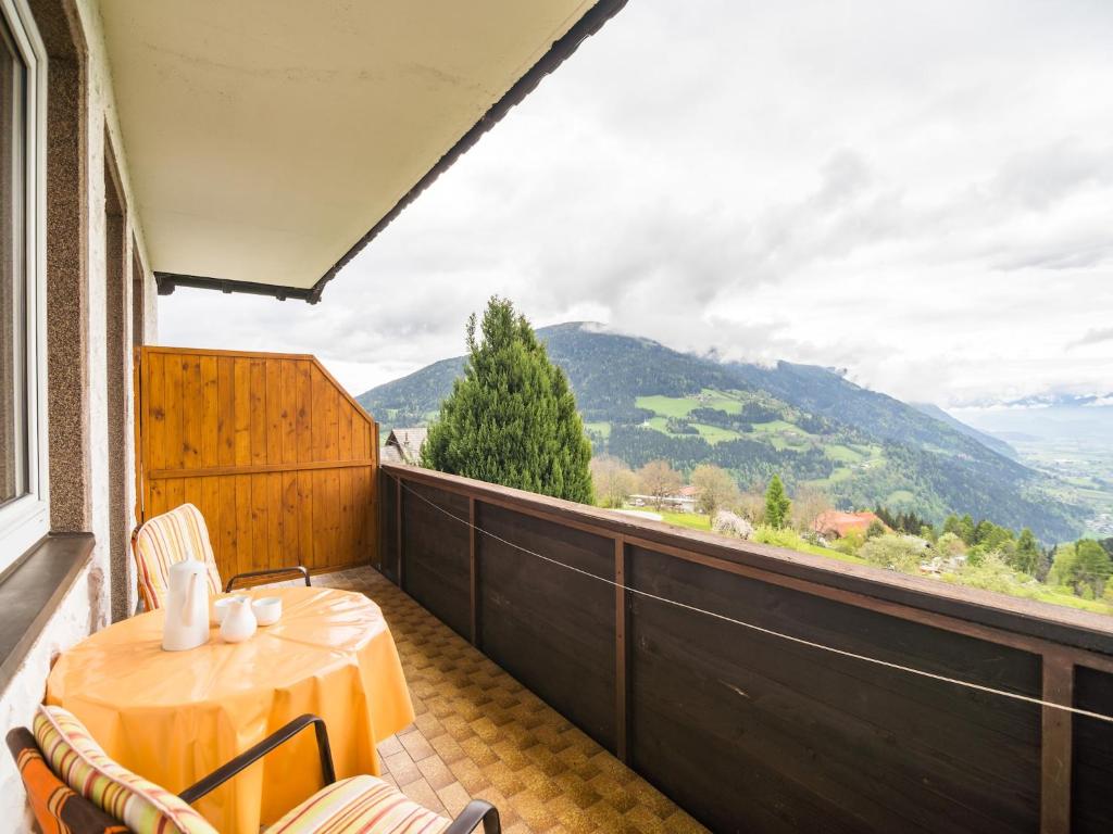 Cozy Apartment in Afritz am See near Gerlitzen Ski Area - 2