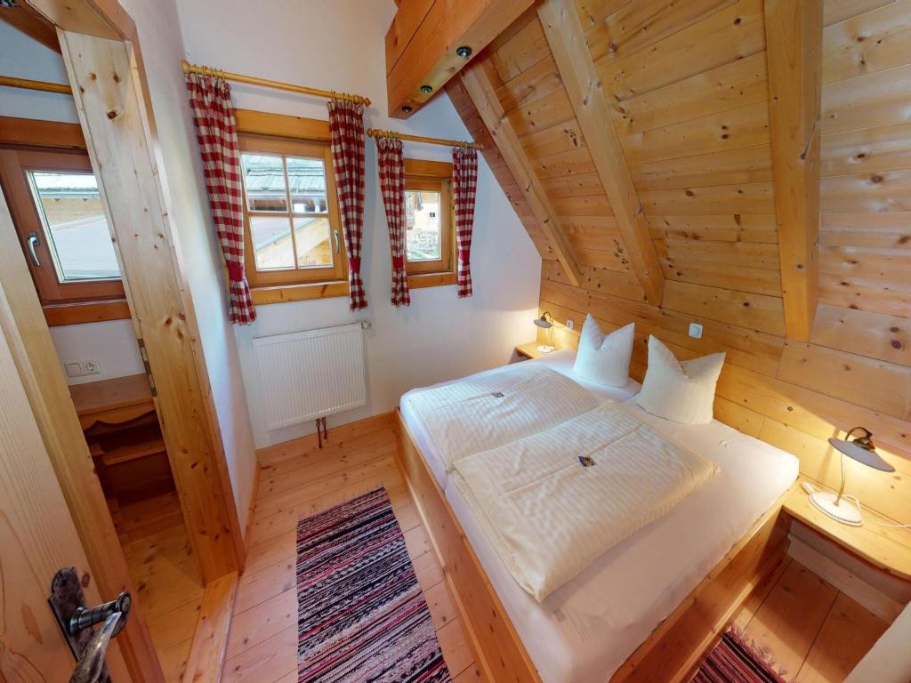 Chalet in Neukirchen - 3