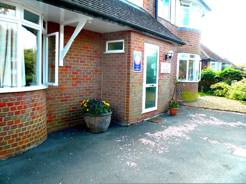 Malvern House photo