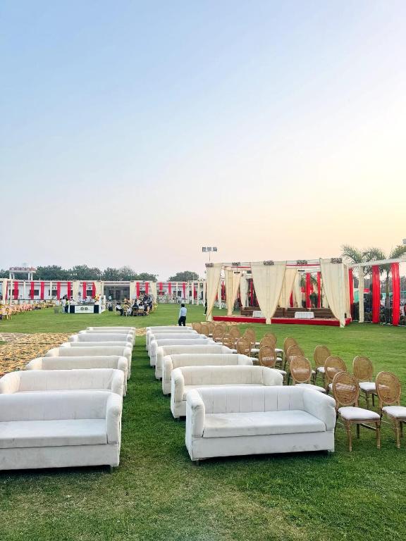 Aditya palace Hotel & Marriage Garden