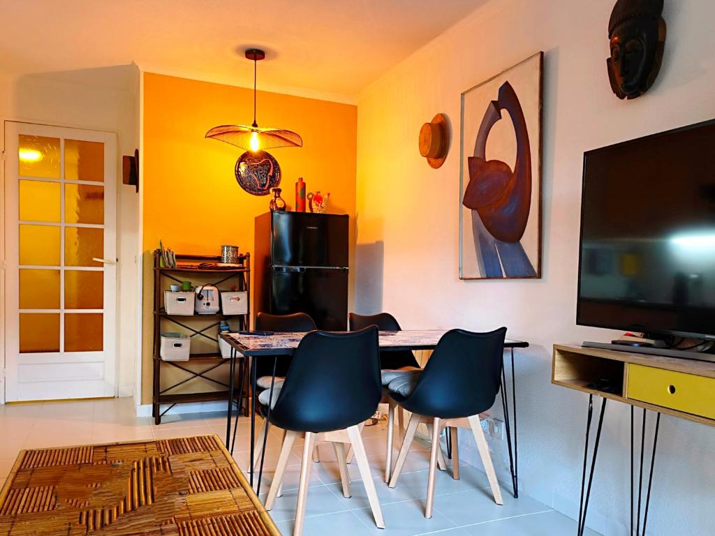 CANNES Appartement - terrasse, jardin prive, parking, piscine, climatisation - 3