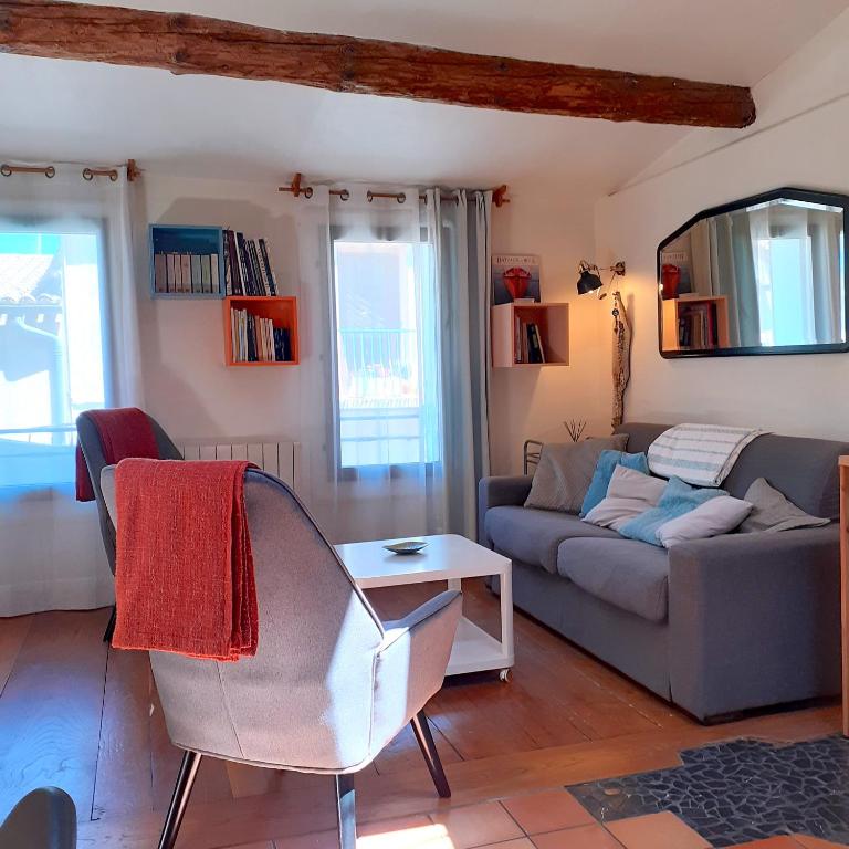 2 pièces lumineux style loft dans le quartier haut - 1