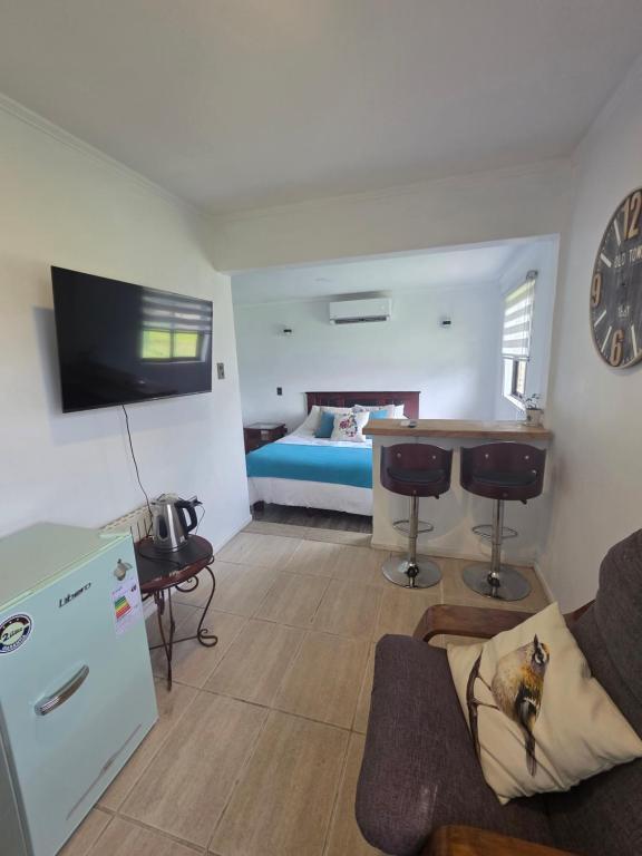 Departamento Estudio - acceso directo a carretera - 1