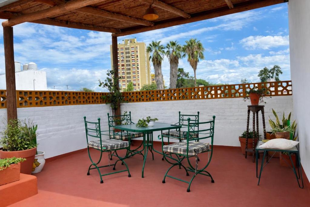 Casa luminosa estilo colonial con terraza - 3