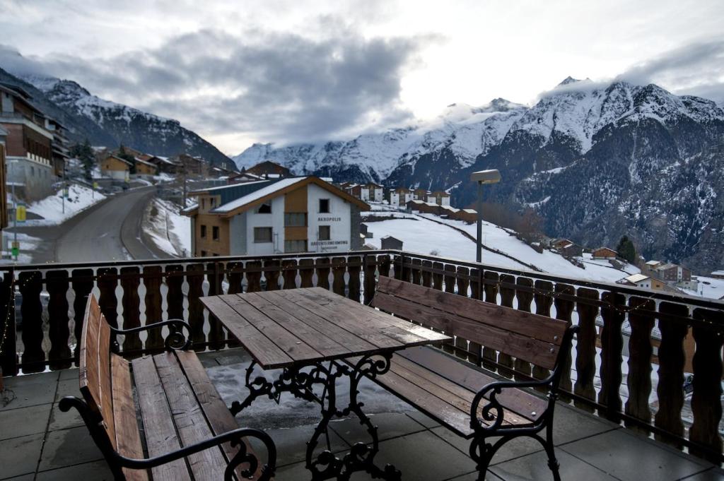 3-room apartment with mountain views - 3