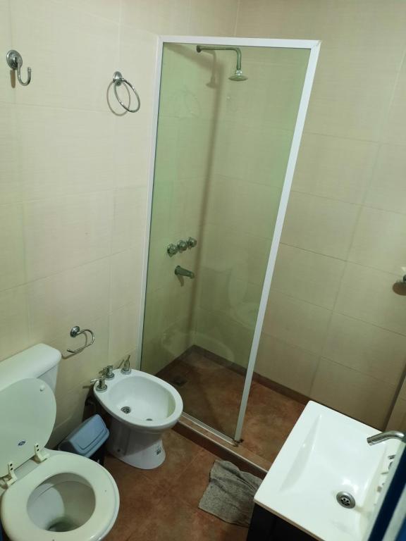 Departamento 626,PB 4 Personas, N 2 SANTA TERESITA wifi cable gas natural - 4