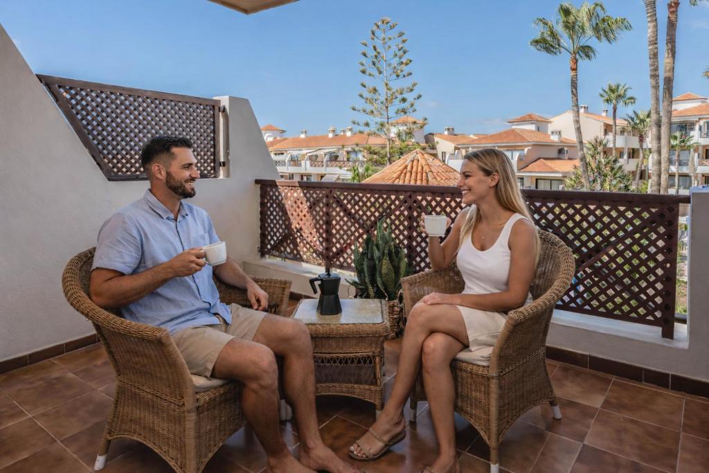 Cozy Apt Heated Pool Terrace AirCo Golf - 3