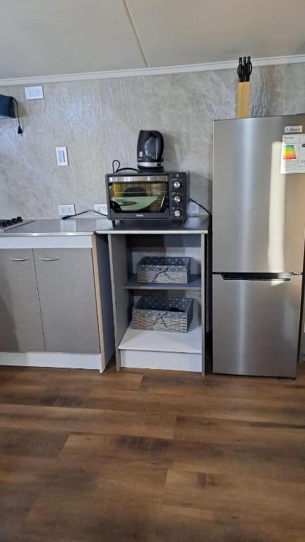 Departamento independiente en 2do piso, ubicado en casa residencial - 4