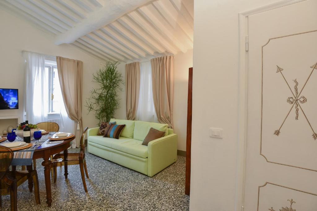 Corticella House Romantic among the Walls of Lucca Tuscany - 2