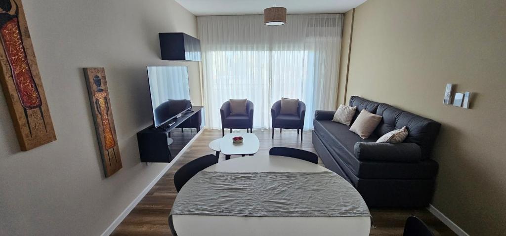 2 habitaciones 45mtrs en centro con balcón y garaje - 2