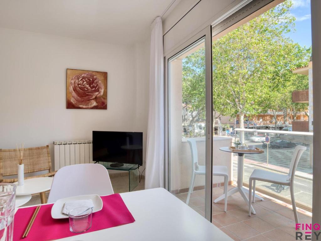 Apartamento céntrico en S'agaró con balcón y estacionamiento - ES-298-28 - 4