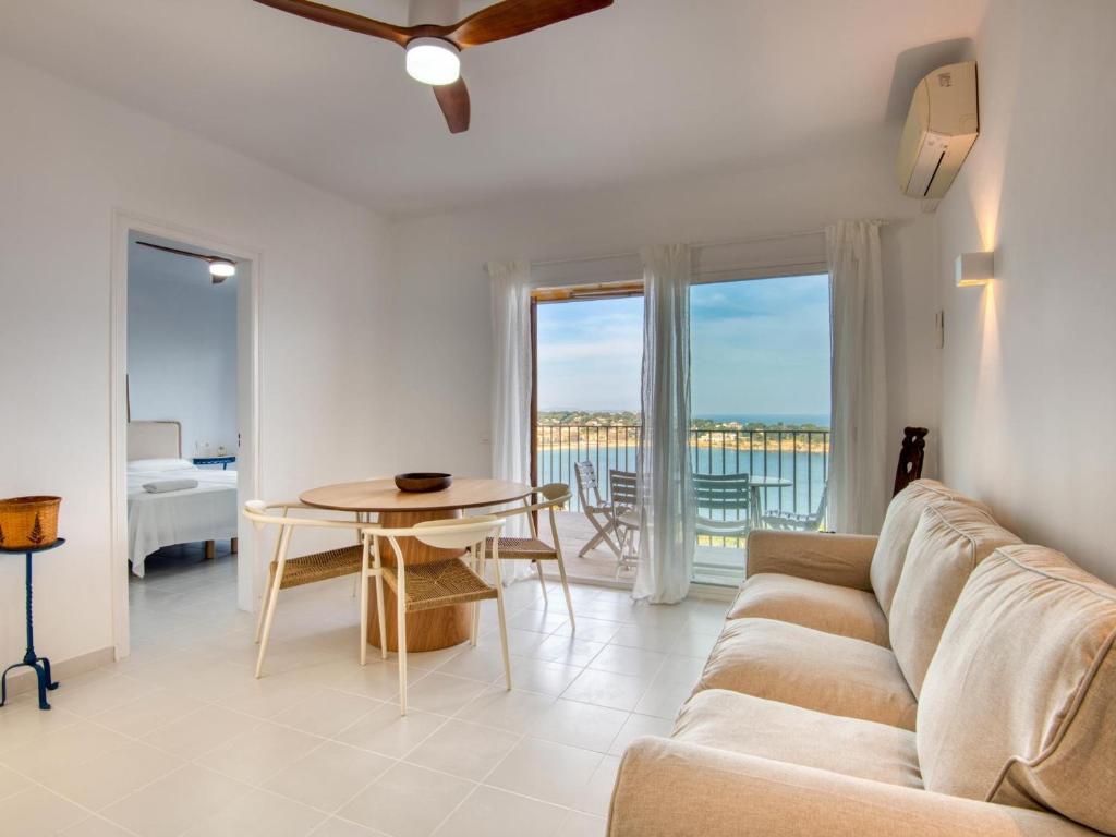 Apartamento en Sant Pol con Wifi y Aparcamiento - ES-298-54 - 1