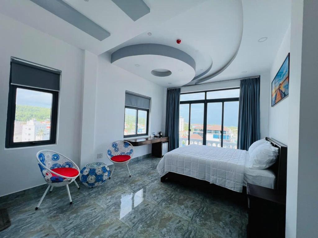 An Thoi Ocean View - an minh tren cao tam nhin om tron bien