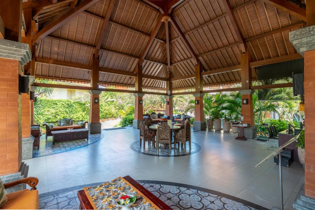 Adi Dharma Hotel Kuta