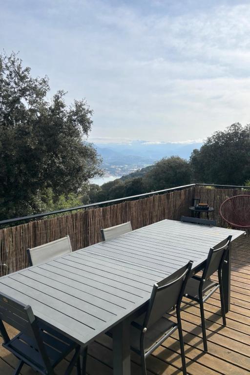 Villa avec piscine et vue sur la baie d'Ajaccio - 2