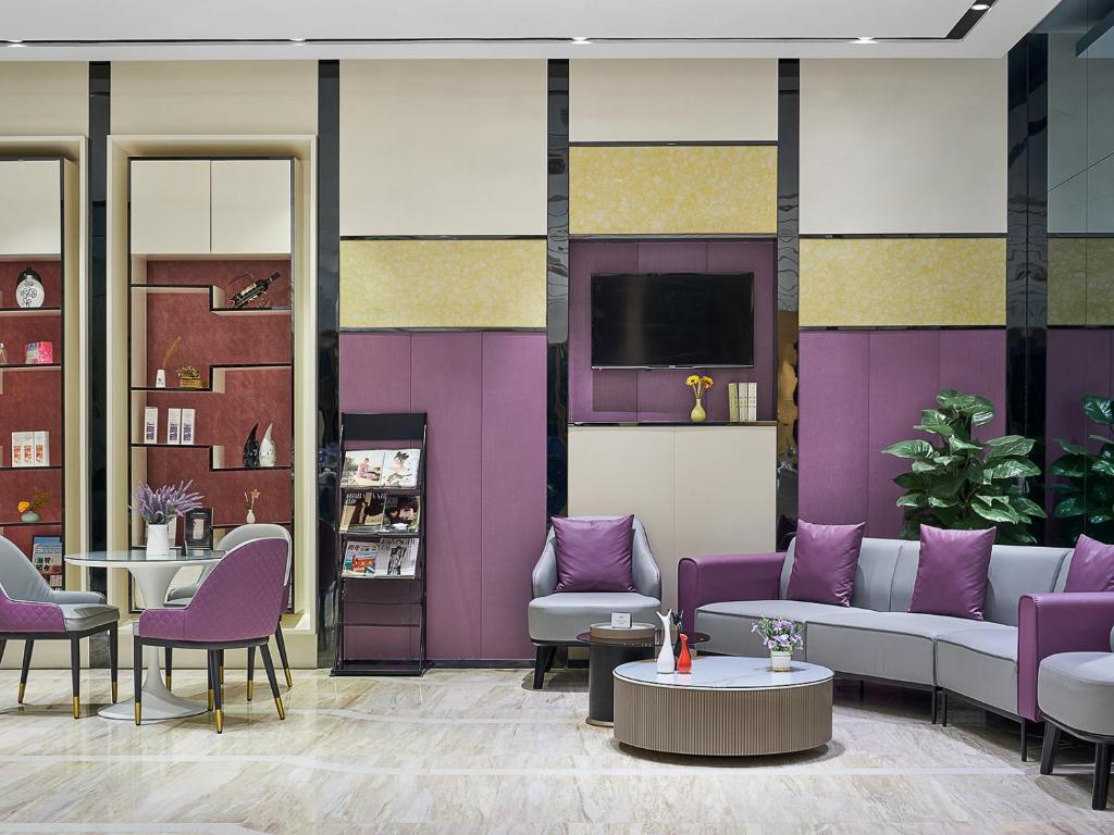 ラヴァンド ホテル 広州 白雲国際空港 (Lavande Hotel Guangzhou Baiyun International Airport) 共用ラウンジ/TVエリア