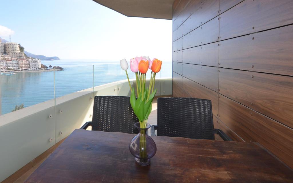 Azure Coast Deluxe Residence - Budva Seafront Living Suites - 3
