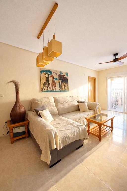 Apartamento familiar 3 habitaciones con piscina y parking - Playa a 5 min a pie - Aeropuerto Alicante a 10 min - 2