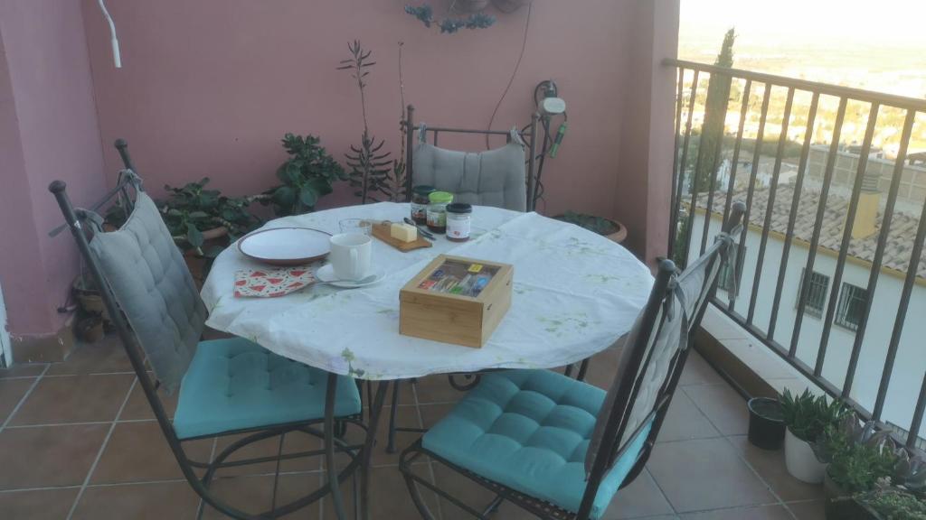 Habitación individual con terraza y vistas - 2