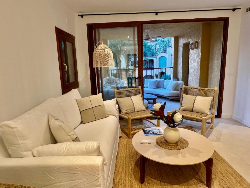 ALTEA BeachFront Bliss - 4