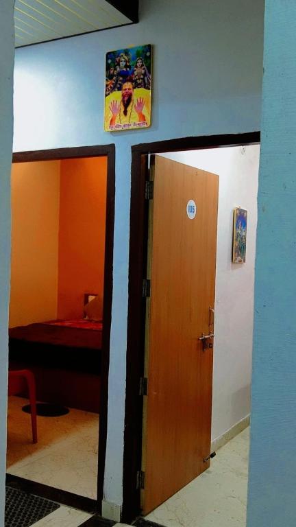 Radha Madhav Home Stay 