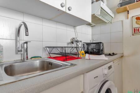 Faubourg Du Temple 2 - CI - Pleasant, light-filled Parisian studio - 2p - 4