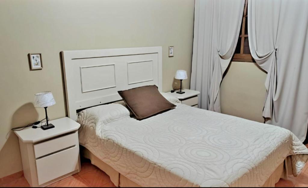 San Juan casa céntrica HERMOSA a solo 8 cuadras plaza principal - 5