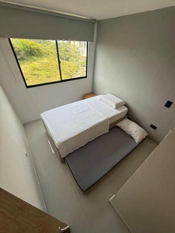 Apto Sector Clínicas FOSCAL, FCV, Junto a Cañaveral - 3