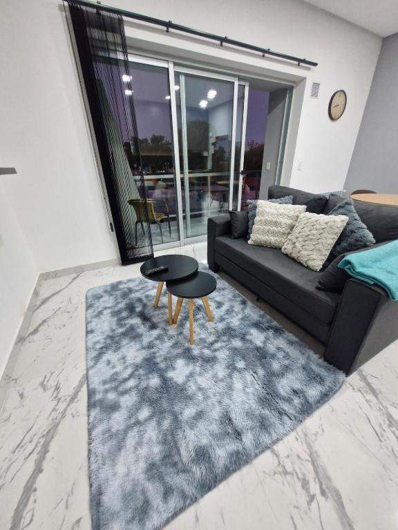 Departamento a estrenar en la mejor zona de Mendoza - 1