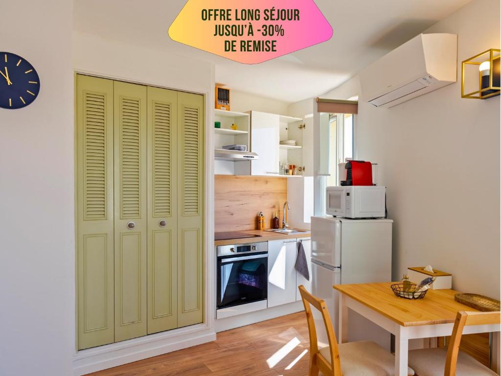 Escapade à deux en Provence, Adresse calme, centre à pied, Wifi, Climatisation et Parking gratuit à 50m - 2
