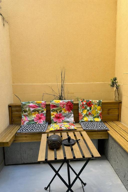 Studio "Les Cactus" avec Terrasse à 5 min à pied de la Plage - 1