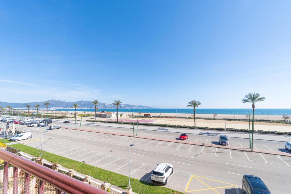 Apart-rent Apartment Marenostrum 0091 - 2