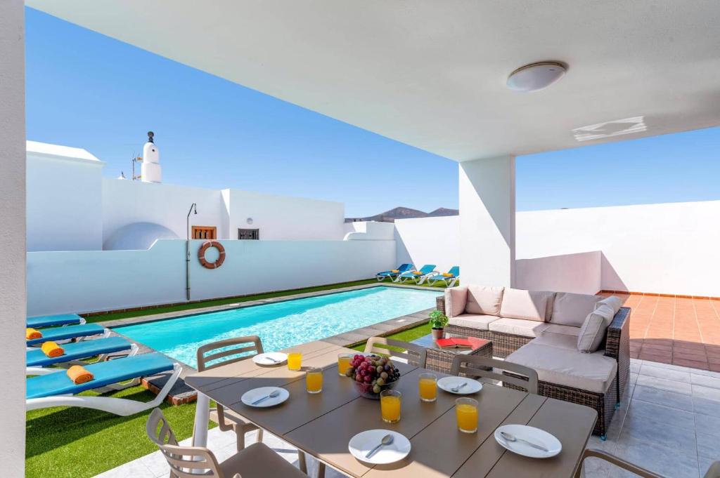 Villa Volcan by Villa Plus - 2