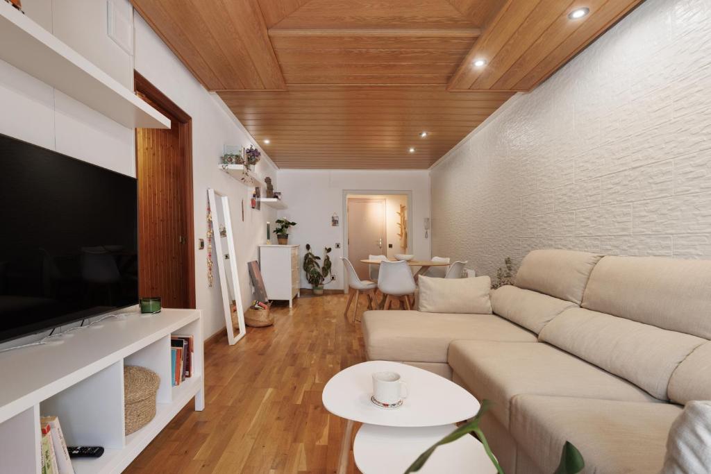 LETS HOLIDAYS Quiet apartment Tossa de Mar - 3