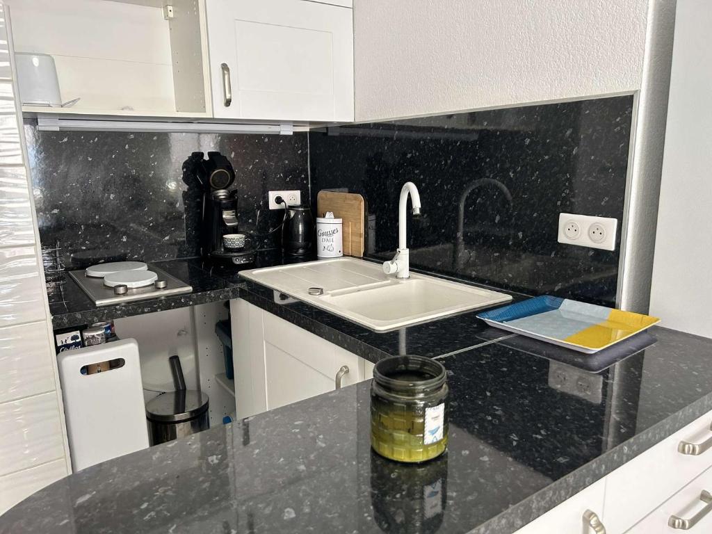 FS050-F1127 Appt 2 pièces 4 personnes FREJUS - 5