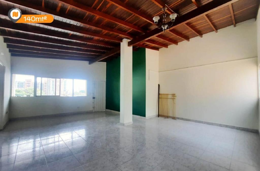 habitación amplia - 1