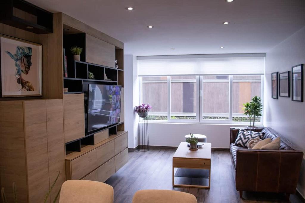 Central Apartment in Miraflores - 1