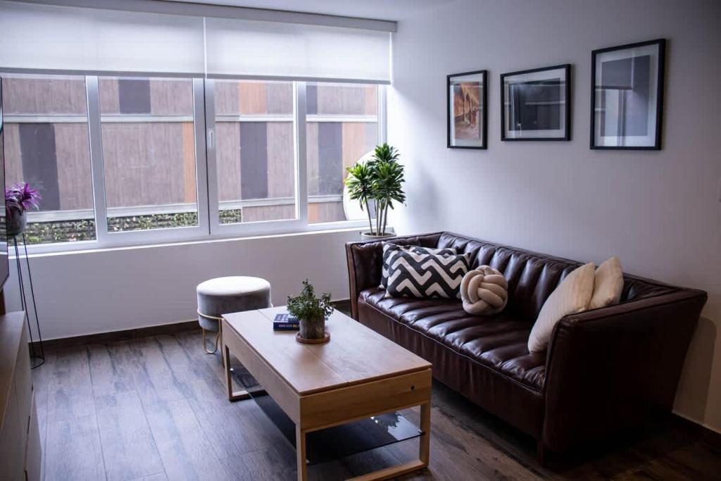 Central Apartment in Miraflores - 4
