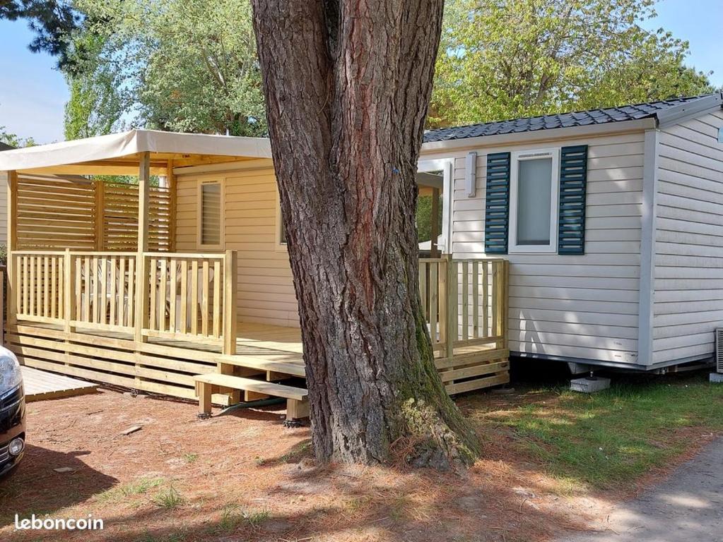 Mobil home 6 personnes situé dans le Camping Homair Moulin de Kermaux - 1