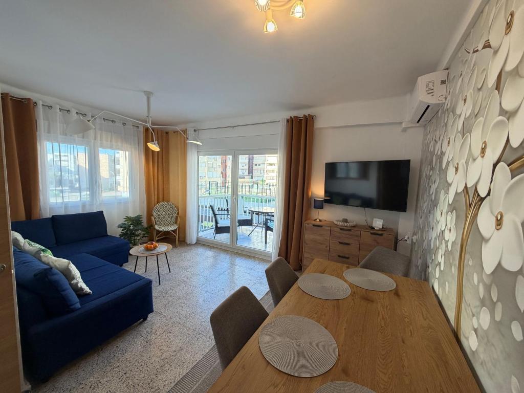 Lovely family apartment 2 min. from the beach - 3