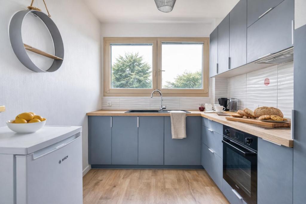 Le 8e Art - appartement 8 personnes, 4 chambres, idéal groupes, parking, wifi - 4