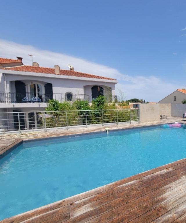 Villa avec piscine - 1