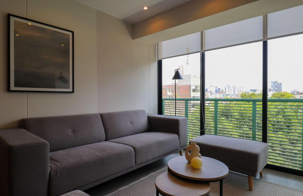 Plaza Stays 2BR with Balcony in San Isidro by Wynwood House - 2